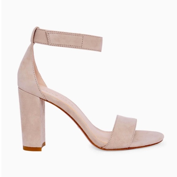 New in Box Pelle Moda Briar ankle strap sandal size 10 tan nude color - Picture 2 of 3